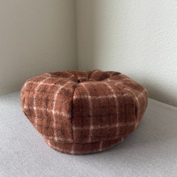 Brown Plaid Beret Hat - Picture 1 of 3